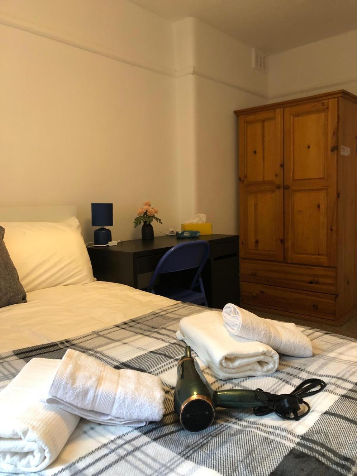 Comfy Private Bedrooms Near O2 Forum Kentish Town, Camden Londres Exterior foto